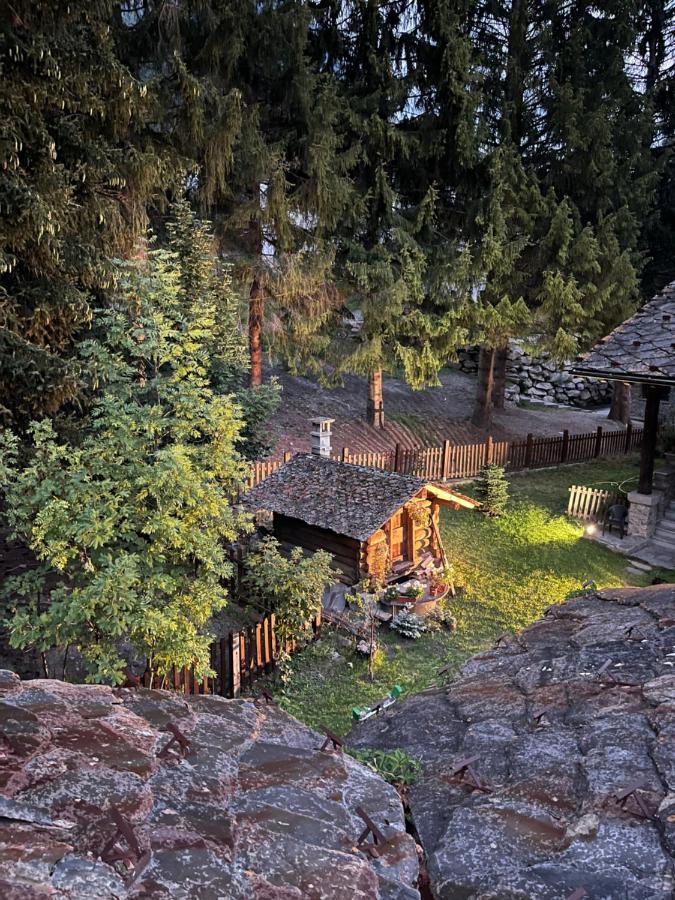 Chalet Blanc "La Mansarda" Courmayeur Exterior foto